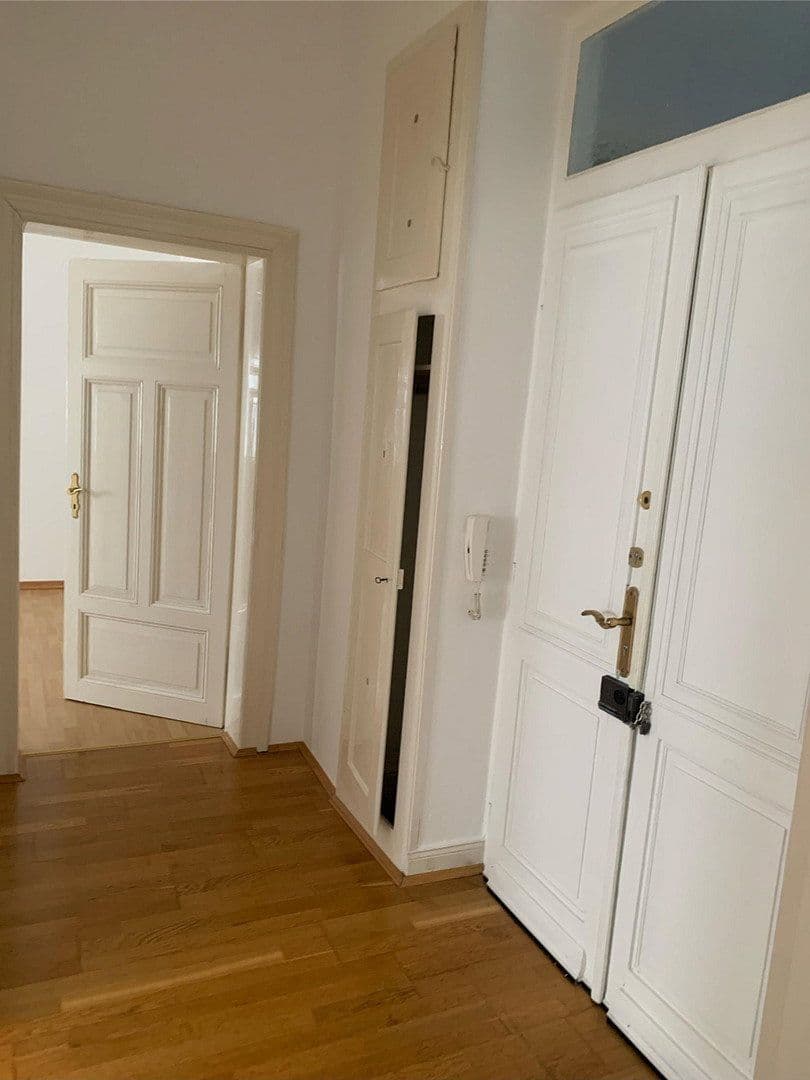 Prenájom bytu 2-izbový 56 m², Gneisenaustrasse 10, Wiesbaden, Hesensko Prenájom bytu 2-izbový 56 m², Gneisenaustrasse 10, Wiesbaden, Hesensko