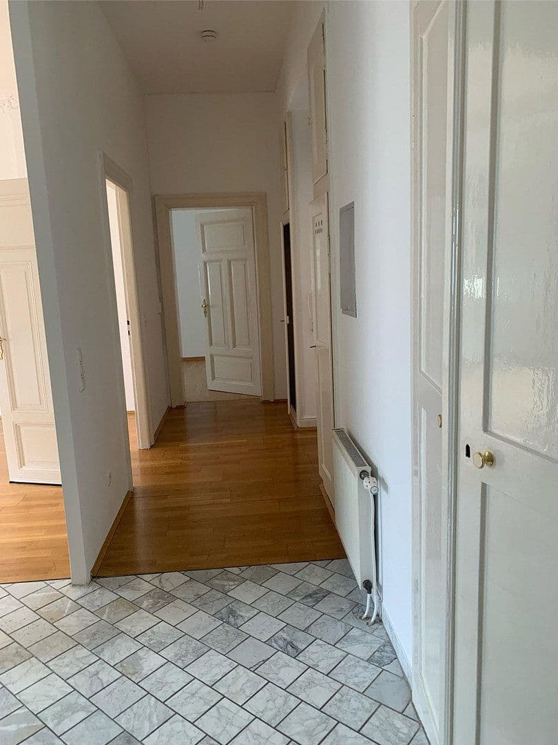 Prenájom bytu 2-izbový 56 m², Gneisenaustrasse 10, Wiesbaden, Hesensko Prenájom bytu 2-izbový 56 m², Gneisenaustrasse 10, Wiesbaden, Hesensko