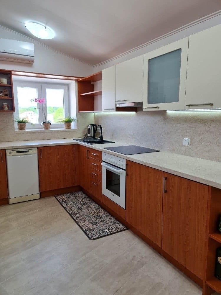 Prenájom bytu 2-izbový 51 m², Městský kopec, Bílovec, Moravskoslezský kraj Prenájom bytu 2-izbový 51 m², Městský kopec, Bílovec, Moravskoslezský kraj