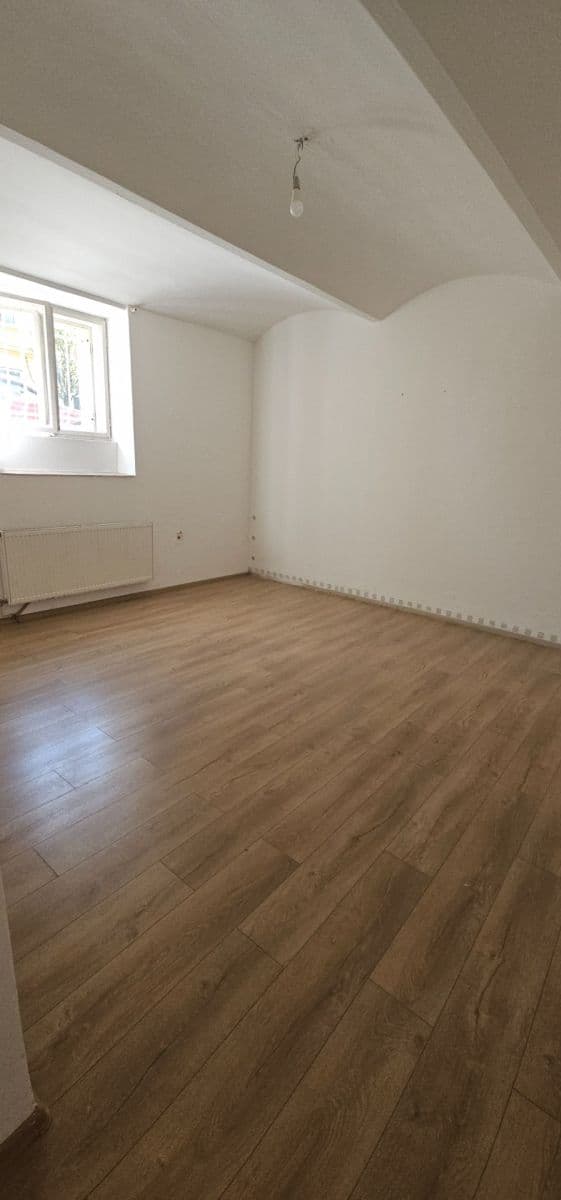 Prenájom bytu 2-izbový 60 m², třída Spojenců, Opava, Moravskoslezský kraj Prenájom bytu 2-izbový 60 m², třída Spojenců, Opava, Moravskoslezský kraj