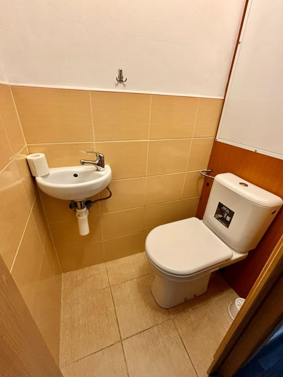 Prenájom bytu 3-izbový 53 m², Štursova, Žďár nad Sázavou, Kraj Vysočina Prenájom bytu 3-izbový 53 m², Štursova, Žďár nad Sázavou, Kraj Vysočina