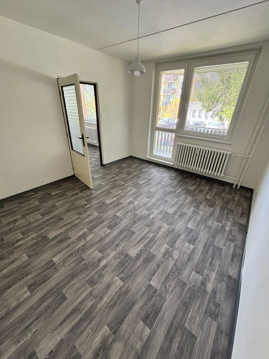 Prenájom bytu 3-izbový 53 m², Štursova, Žďár nad Sázavou, Kraj Vysočina Prenájom bytu 3-izbový 53 m², Štursova, Žďár nad Sázavou, Kraj Vysočina