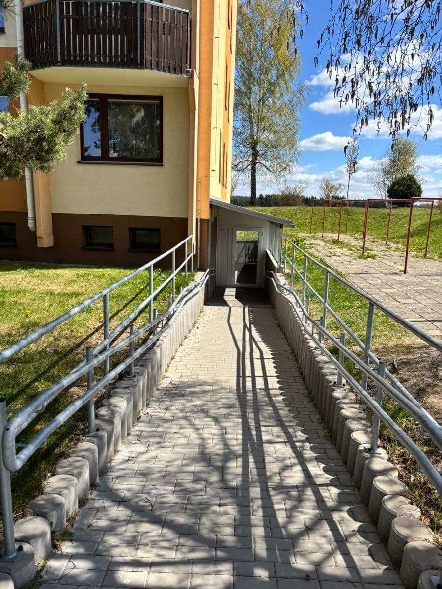 Prenájom bytu 3-izbový 53 m², Štursova, Žďár nad Sázavou, Kraj Vysočina Prenájom bytu 3-izbový 53 m², Štursova, Žďár nad Sázavou, Kraj Vysočina