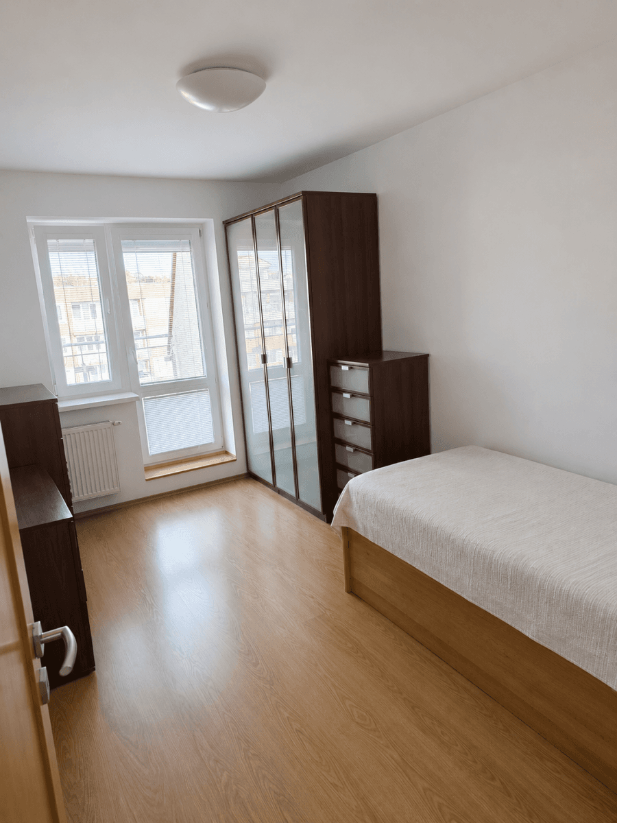 Predaj bytu 5-izbový 180 m², Lužná, Petržalka, Bratislavský kraj Predaj bytu 5-izbový 180 m², Lužná, Petržalka, Bratislavský kraj