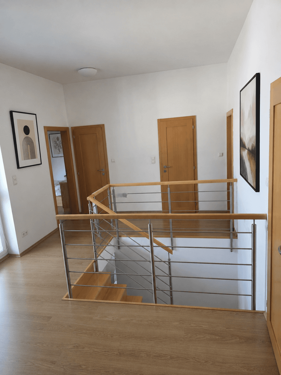 Predaj bytu 5-izbový 180 m², Lužná, Petržalka, Bratislavský kraj Predaj bytu 5-izbový 180 m², Lužná, Petržalka, Bratislavský kraj