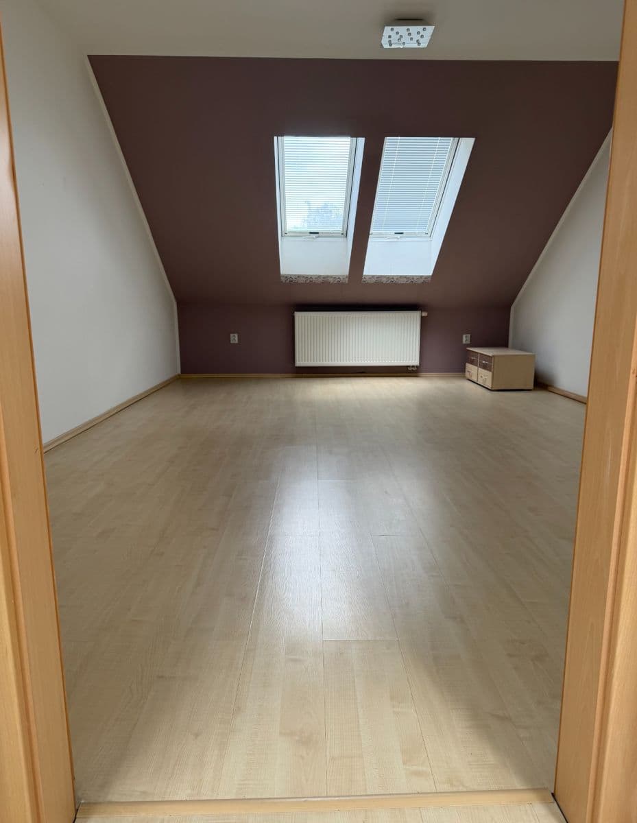 Prenájom domu 160 m², pozemok 285 m², Horova, Bruntál, Moravskoslezský kraj Prenájom domu 160 m², pozemok 285 m², Horova, Bruntál, Moravskoslezský kraj