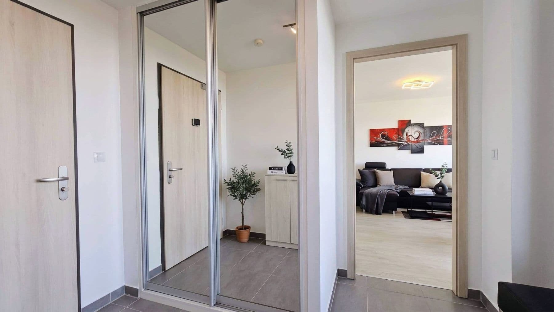 Prenájom bytu 3-izbový 83 m², Chlebovická, Praha, Praha Prenájom bytu 3-izbový 83 m², Chlebovická, Praha, Praha
