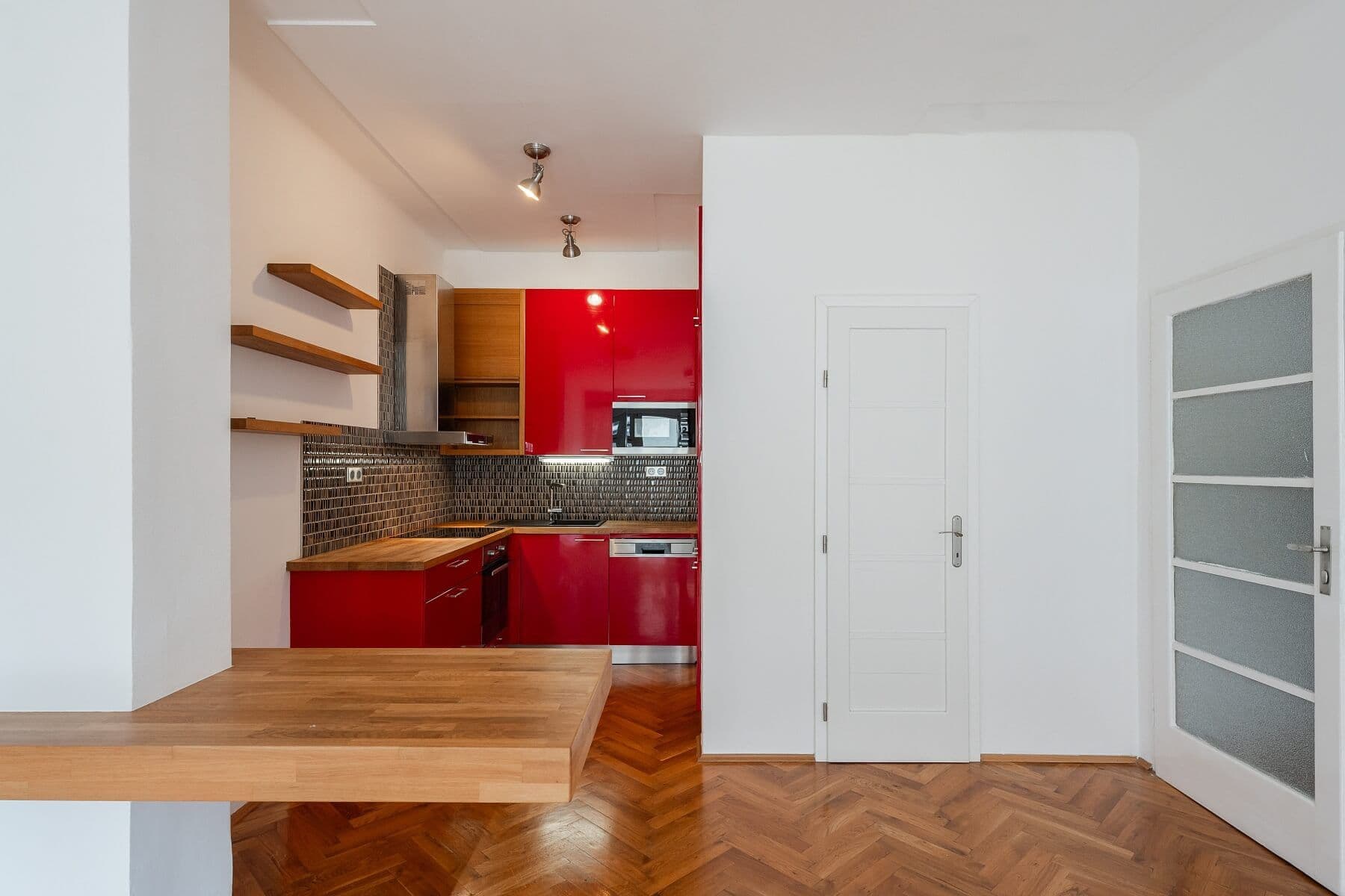 Prenájom bytu 2-izbový 56 m², Bulharská, Praha, Praha Prenájom bytu 2-izbový 56 m², Bulharská, Praha, Praha