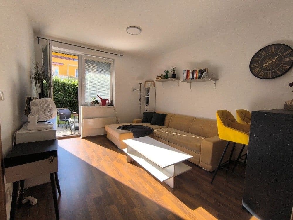 Predaj bytu 2-izbový 40 m², Mirešická, Jinočany, Středočeský kraj Predaj bytu 2-izbový 40 m², Mirešická, Jinočany, Středočeský kraj