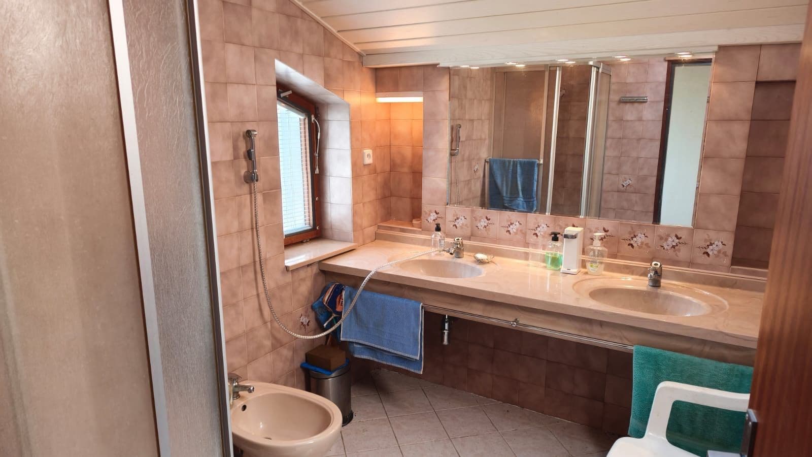 Predaj domu 215 m², pozemok 700 m², Husova, Zeleneč, Středočeský kraj Predaj domu 215 m², pozemok 700 m², Husova, Zeleneč, Středočeský kraj