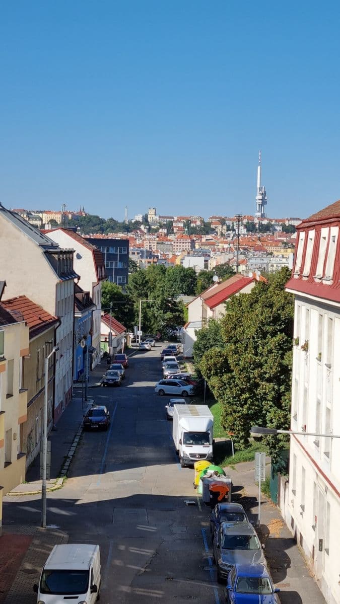 Prenájom bytu 2-izbový 35 m², Pod Stárkou, Praha, Praha Prenájom bytu 2-izbový 35 m², Pod Stárkou, Praha, Praha