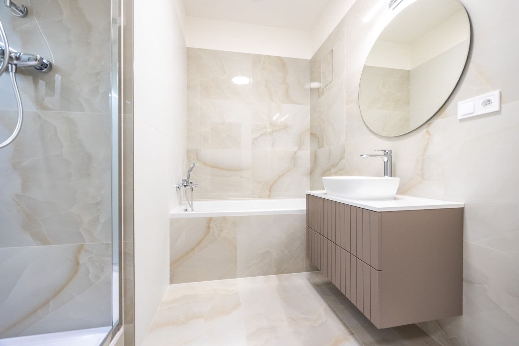 Predaj bytu 3-izbový 77 m², U Libeňského pivovaru, Praha, Praha Predaj bytu 3-izbový 77 m², U Libeňského pivovaru, Praha, Praha