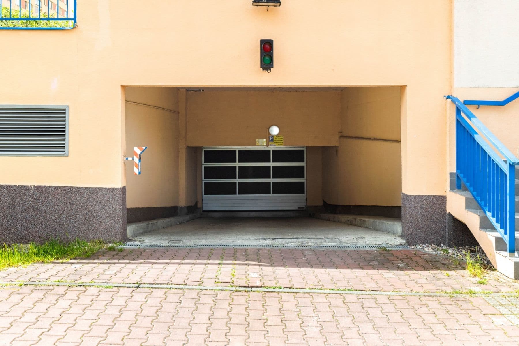 Prenájom bytu 2-izbový 46 m², Hnězdenská, Praha, Praha Prenájom bytu 2-izbový 46 m², Hnězdenská, Praha, Praha