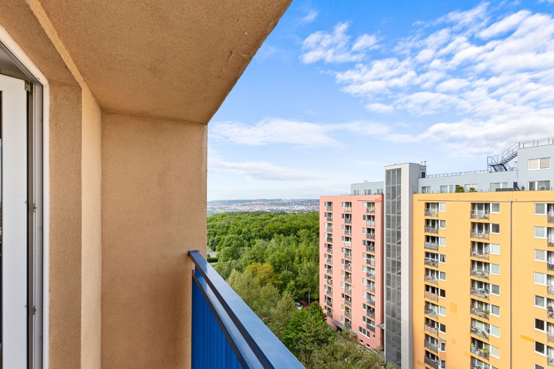 Prenájom bytu 2-izbový 46 m², Hnězdenská, Praha, Praha Prenájom bytu 2-izbový 46 m², Hnězdenská, Praha, Praha