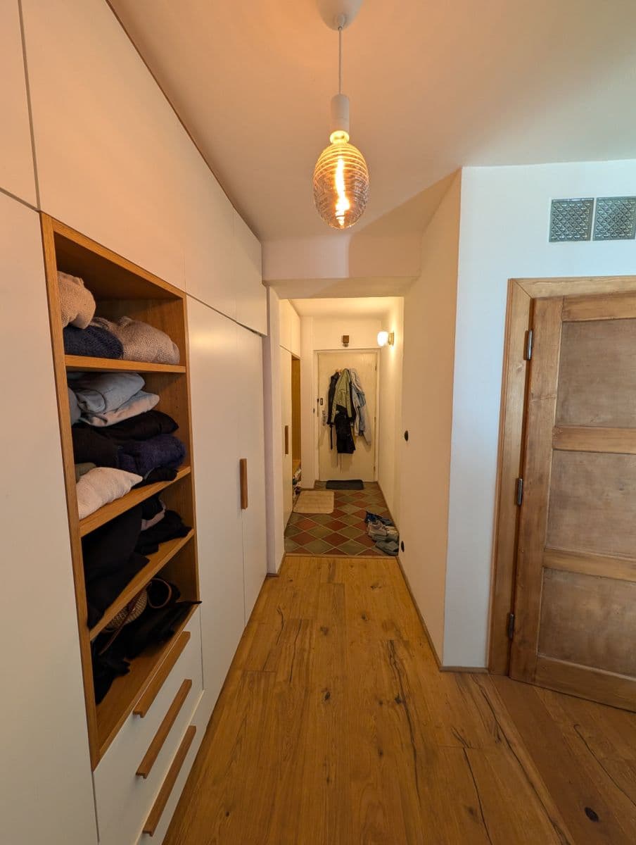 Prenájom bytu 2-izbový 44 m², 8. listopadu, Praha, Praha Prenájom bytu 2-izbový 44 m², 8. listopadu, Praha, Praha