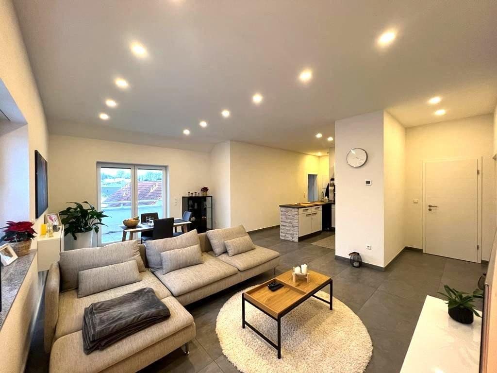 Prenájom bytu 3-izbový 86 m², August Lämmle Str. 27, Oberderdingen, Bádensko-Wurttembersko Prenájom bytu 3-izbový 86 m², August Lämmle Str. 27, Oberderdingen, Bádensko-Wurttembersko
