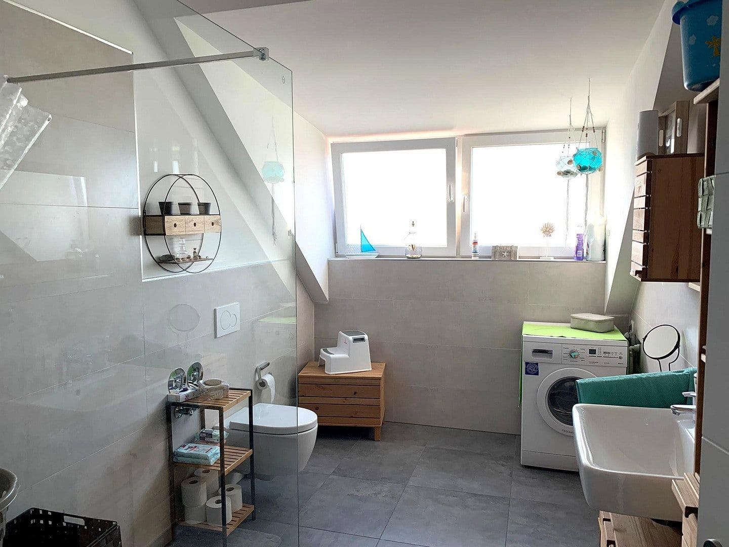 Prenájom bytu 3-izbový 86 m², August Lämmle Str. 27, Oberderdingen, Bádensko-Wurttembersko Prenájom bytu 3-izbový 86 m², August Lämmle Str. 27, Oberderdingen, Bádensko-Wurttembersko