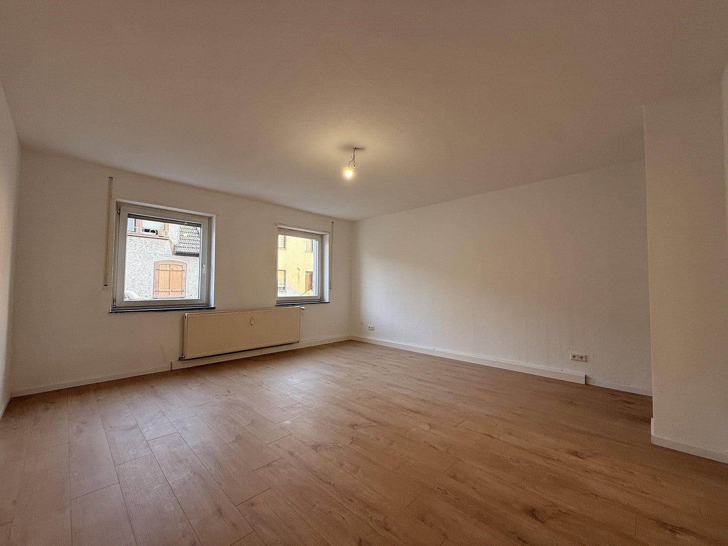 Prenájom bytu 2-izbový 66 m², Mundenheimer Str. 55, Ludwigshafen am Rhein, Porýnie-Falcko Prenájom bytu 2-izbový 66 m², Mundenheimer Str. 55, Ludwigshafen am Rhein, Porýnie-Falcko