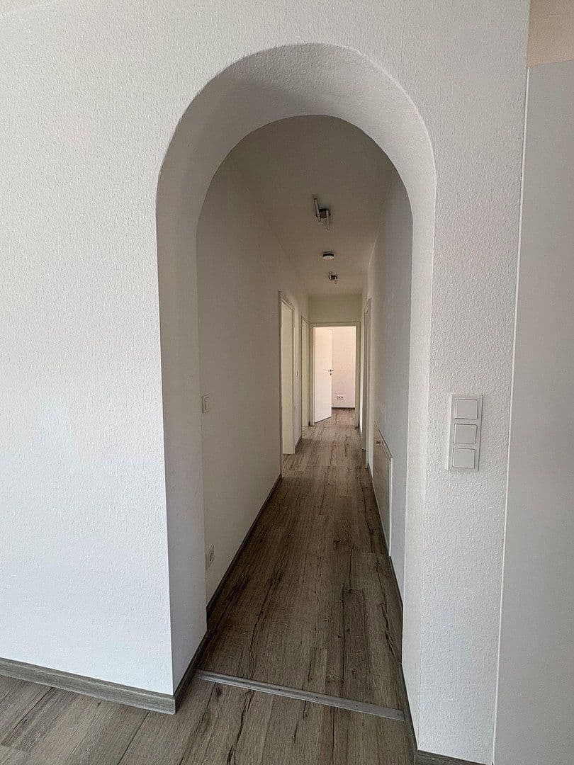 Prenájom bytu 4-izbový 96 m², Bad Vilbel, Hesensko Prenájom bytu 4-izbový 96 m², Bad Vilbel, Hesensko