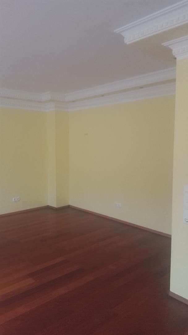Prenájom domu 244 m², pozemok 384 m², Leverkusen, Severné Porýnie - Westfálsko Prenájom domu 244 m², pozemok 384 m², Leverkusen, Severné Porýnie - Westfálsko