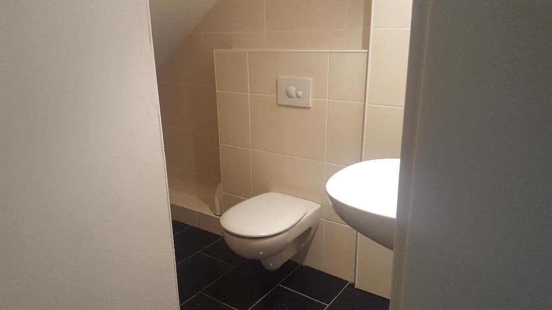 Prenájom domu 244 m², pozemok 384 m², Leverkusen, Severné Porýnie - Westfálsko Prenájom domu 244 m², pozemok 384 m², Leverkusen, Severné Porýnie - Westfálsko