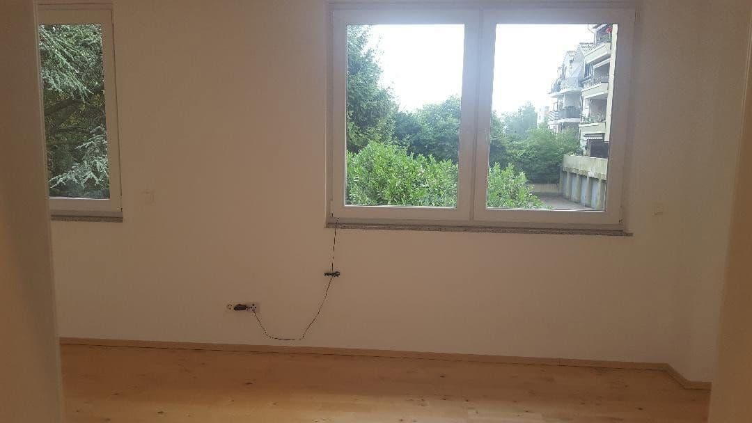 Prenájom domu 244 m², pozemok 384 m², Leverkusen, Severné Porýnie - Westfálsko Prenájom domu 244 m², pozemok 384 m², Leverkusen, Severné Porýnie - Westfálsko