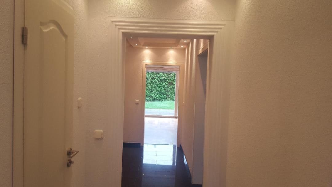 Prenájom domu 244 m², pozemok 384 m², Leverkusen, Severné Porýnie - Westfálsko Prenájom domu 244 m², pozemok 384 m², Leverkusen, Severné Porýnie - Westfálsko