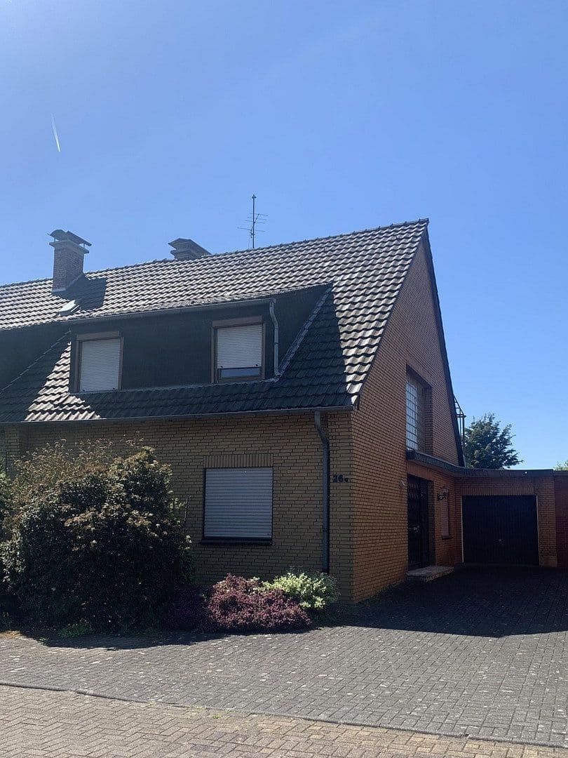 Predaj domu 144 m², pozemok 529 m², Dormagen, Severné Porýnie - Westfálsko Predaj domu 144 m², pozemok 529 m², Dormagen, Severné Porýnie - Westfálsko