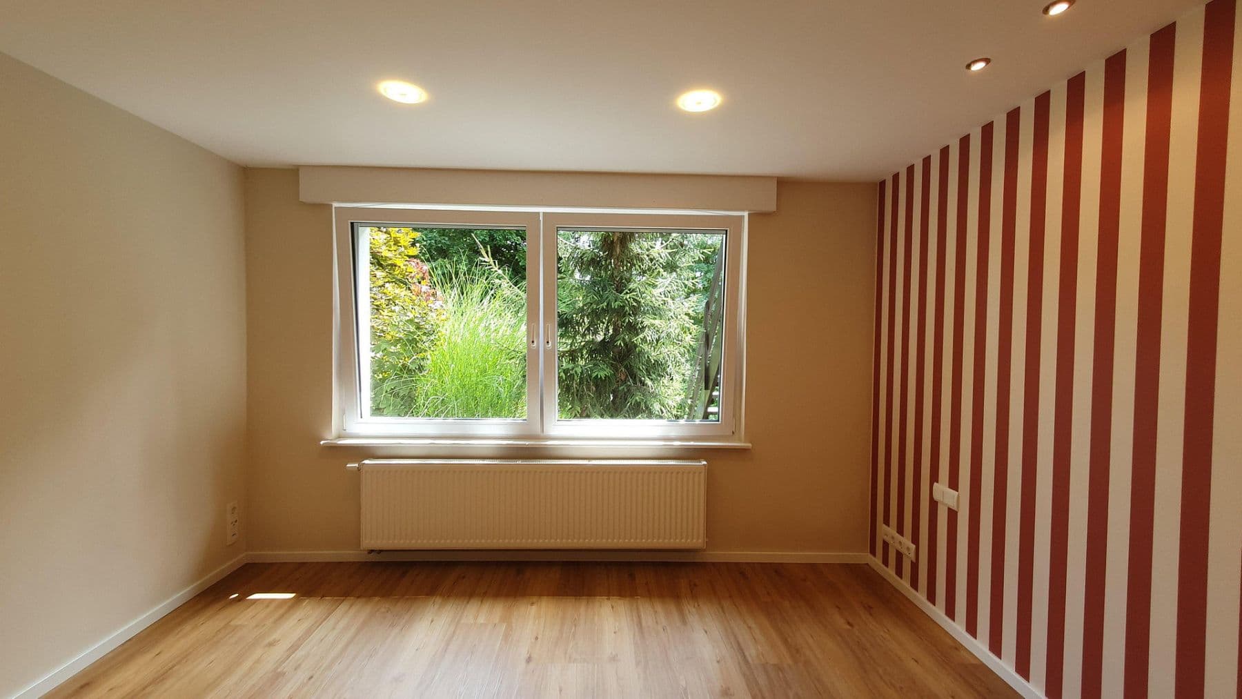 Predaj domu 323 m², pozemok 833 m², Remscheid, Severné Porýnie - Westfálsko Predaj domu 323 m², pozemok 833 m², Remscheid, Severné Porýnie - Westfálsko