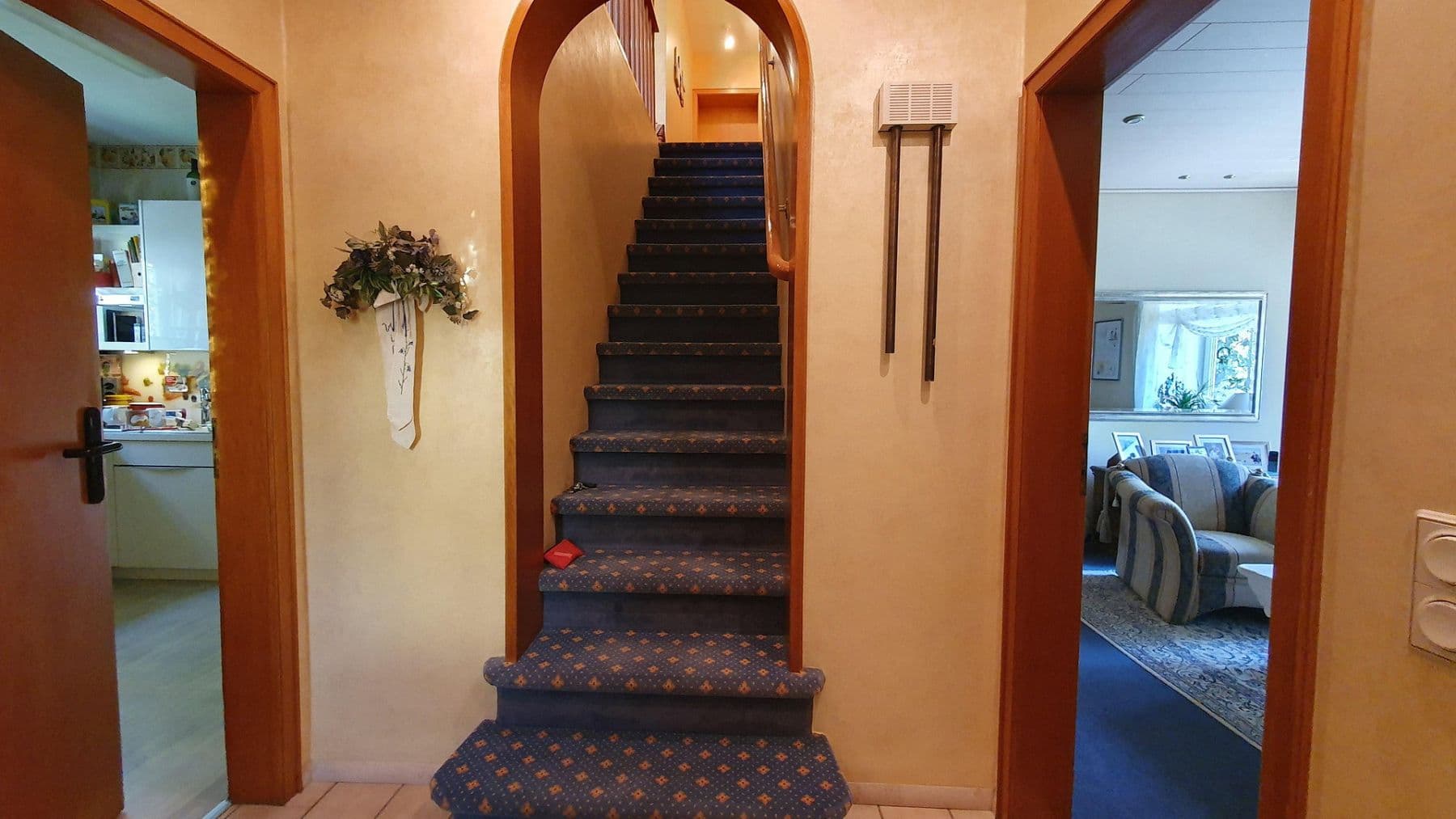 Predaj domu 323 m², pozemok 833 m², Remscheid, Severné Porýnie - Westfálsko Predaj domu 323 m², pozemok 833 m², Remscheid, Severné Porýnie - Westfálsko
