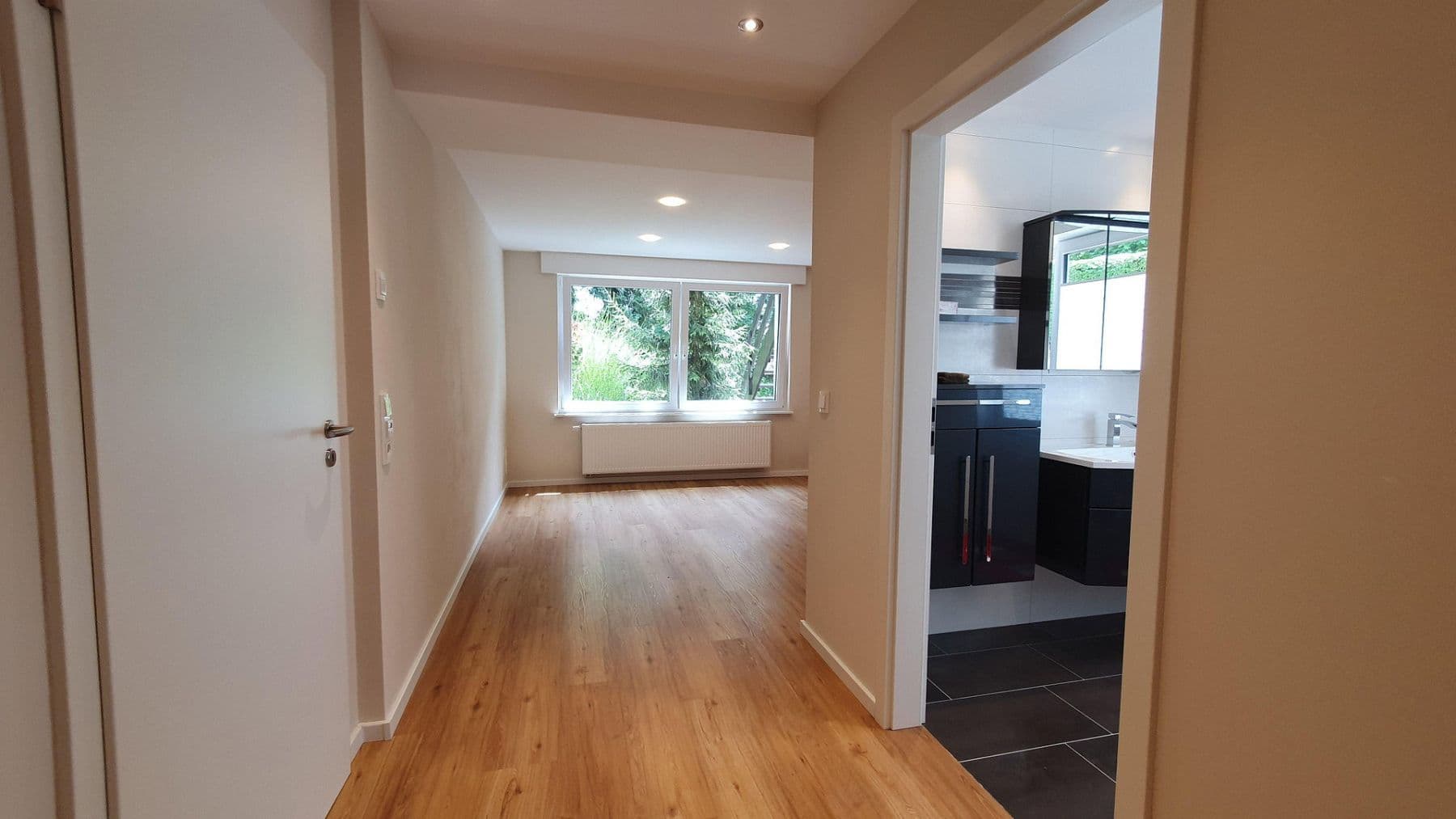 Predaj domu 323 m², pozemok 833 m², Remscheid, Severné Porýnie - Westfálsko Predaj domu 323 m², pozemok 833 m², Remscheid, Severné Porýnie - Westfálsko