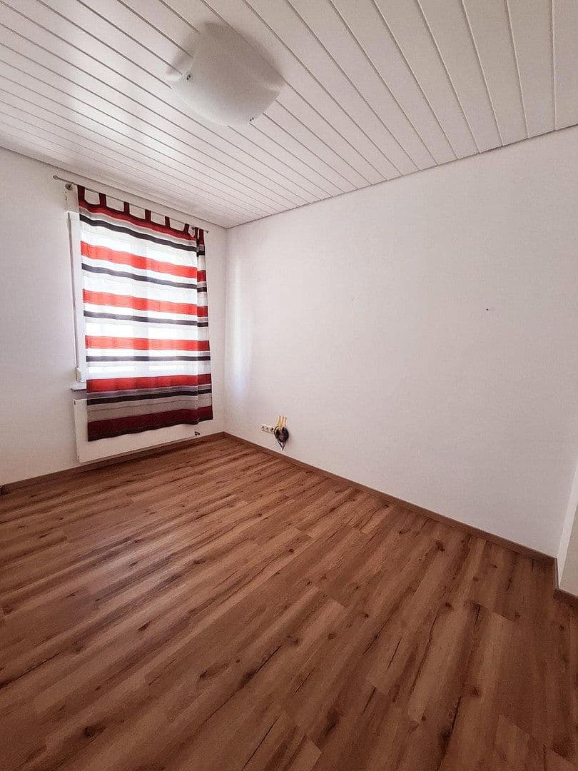 Predaj bytu 5-izbový 124 m², Hattersheim am Main, Hesensko Predaj bytu 5-izbový 124 m², Hattersheim am Main, Hesensko