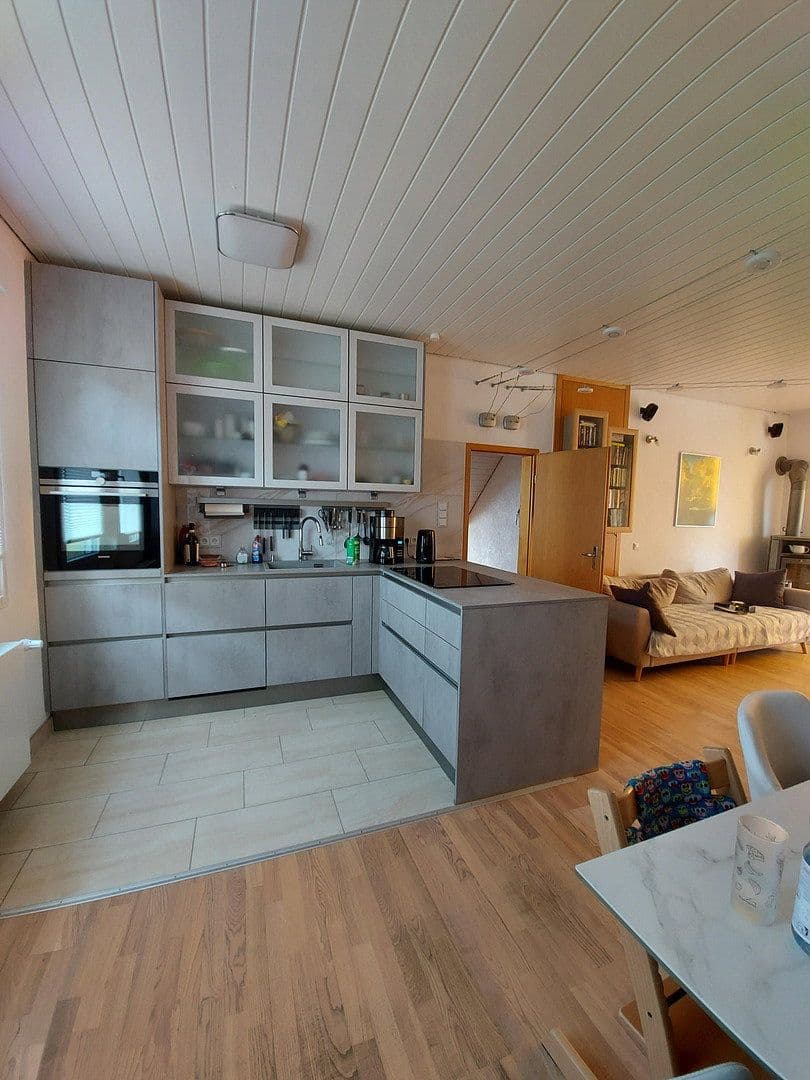 Predaj bytu 5-izbový 124 m², Hattersheim am Main, Hesensko Predaj bytu 5-izbový 124 m², Hattersheim am Main, Hesensko