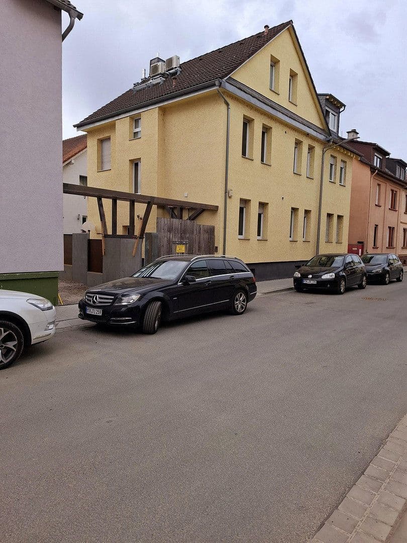 Predaj bytu 5-izbový 124 m², Hattersheim am Main, Hesensko Predaj bytu 5-izbový 124 m², Hattersheim am Main, Hesensko