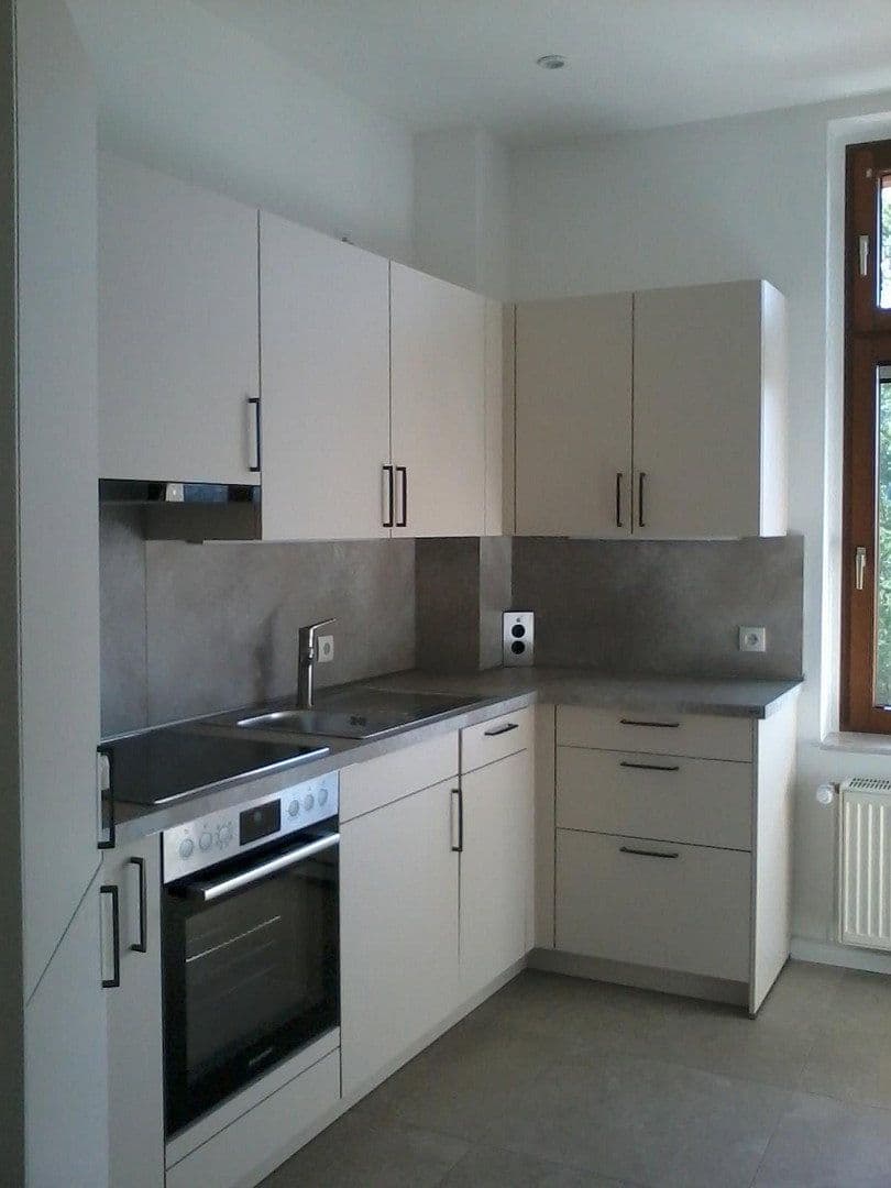 Prenájom bytu 3-izbový 88 m², Burgstr. 16, Eisenach, Durínsko Prenájom bytu 3-izbový 88 m², Burgstr. 16, Eisenach, Durínsko