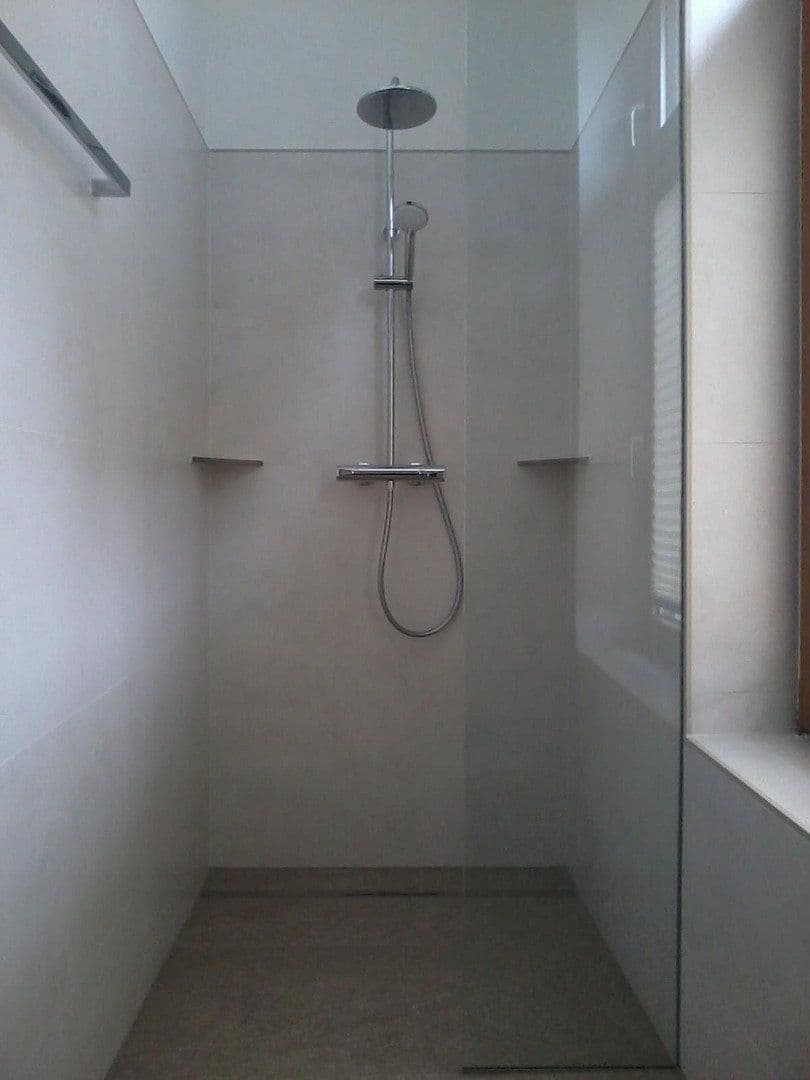 Prenájom bytu 3-izbový 88 m², Burgstr. 16, Eisenach, Durínsko Prenájom bytu 3-izbový 88 m², Burgstr. 16, Eisenach, Durínsko