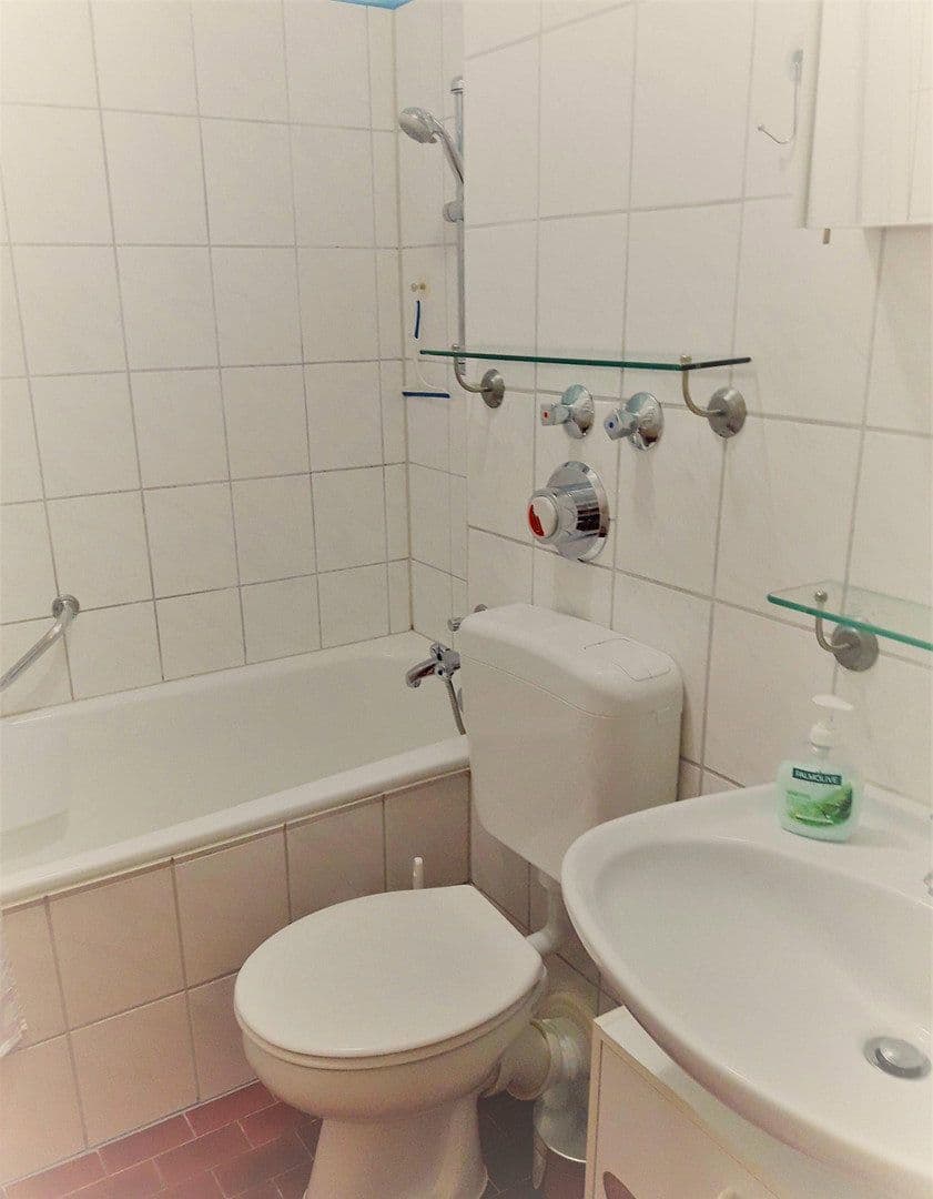 Prenájom bytu 1-izbový 35 m², Regina-Ullmann-Str., München, Bavorsko Prenájom bytu 1-izbový 35 m², Regina-Ullmann-Str., München, Bavorsko