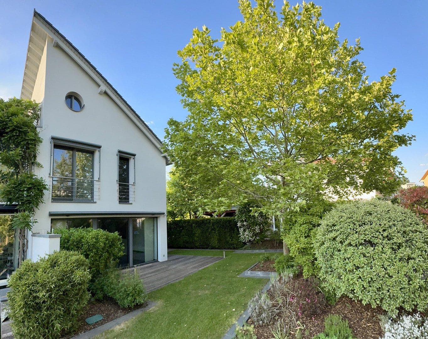 Predaj domu 162 m², pozemok 298 m², Saarbrücken, Sársko Predaj domu 162 m², pozemok 298 m², Saarbrücken, Sársko