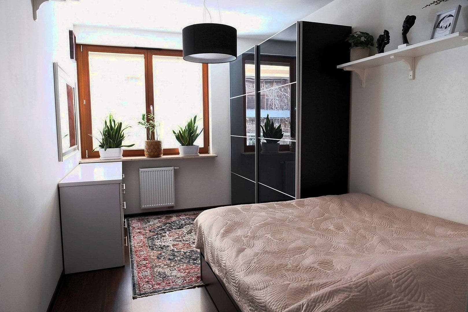 Prenájom bytu 2-izbový 54 m², Berlin, Berlín Prenájom bytu 2-izbový 54 m², Berlin, Berlín