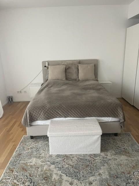 Prenájom bytu 1-izbový 31 m², Ulmenstraße 83, Düsseldorf, Severné Porýnie - Westfálsko Prenájom bytu 1-izbový 31 m², Ulmenstraße 83, Düsseldorf, Severné Porýnie - Westfálsko