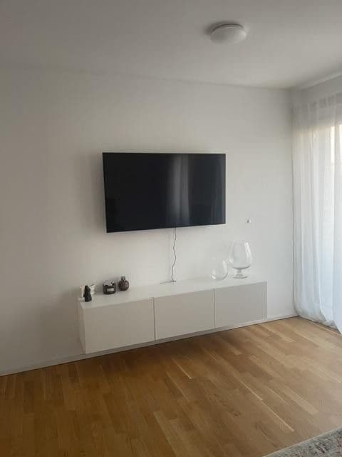 Prenájom bytu 1-izbový 31 m², Ulmenstraße 83, Düsseldorf, Severné Porýnie - Westfálsko Prenájom bytu 1-izbový 31 m², Ulmenstraße 83, Düsseldorf, Severné Porýnie - Westfálsko