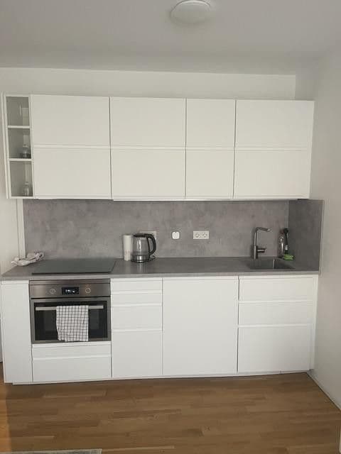 Prenájom bytu 1-izbový 31 m², Ulmenstraße 83, Düsseldorf, Severné Porýnie - Westfálsko Prenájom bytu 1-izbový 31 m², Ulmenstraße 83, Düsseldorf, Severné Porýnie - Westfálsko