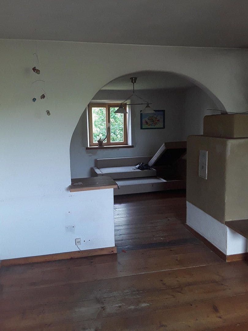 Predaj domu 142 m², pozemok 1.780 m², Hauptstr 66, Walkertshofen, Bavorsko Predaj domu 142 m², pozemok 1.780 m², Hauptstr 66, Walkertshofen, Bavorsko