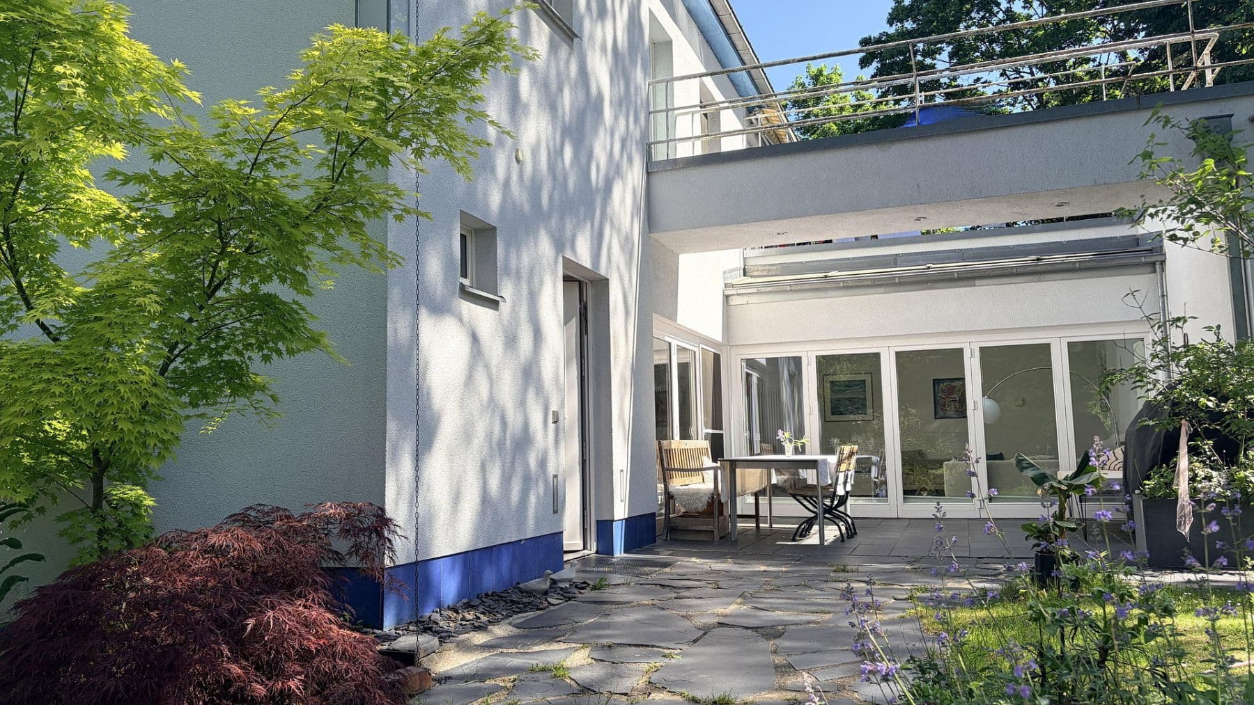 Predaj domu 215 m², pozemok 1.423 m², Kleinmachnow, Brandenbursko Predaj domu 215 m², pozemok 1.423 m², Kleinmachnow, Brandenbursko