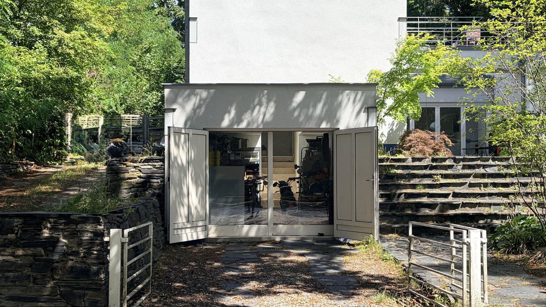 Predaj domu 215 m², pozemok 1.423 m², Kleinmachnow, Brandenbursko Predaj domu 215 m², pozemok 1.423 m², Kleinmachnow, Brandenbursko