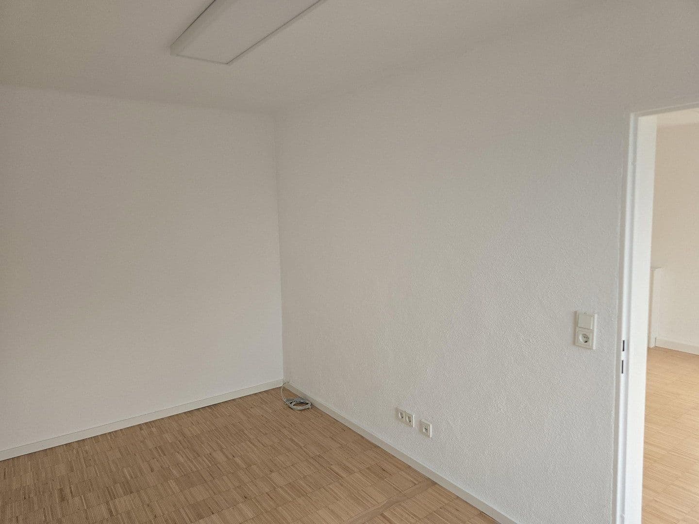 Prenájom kancelárie 49 m², Im Gewerbegebiet 11, Sankt Ingbert, Sársko Prenájom kancelárie 49 m², Im Gewerbegebiet 11, Sankt Ingbert, Sársko