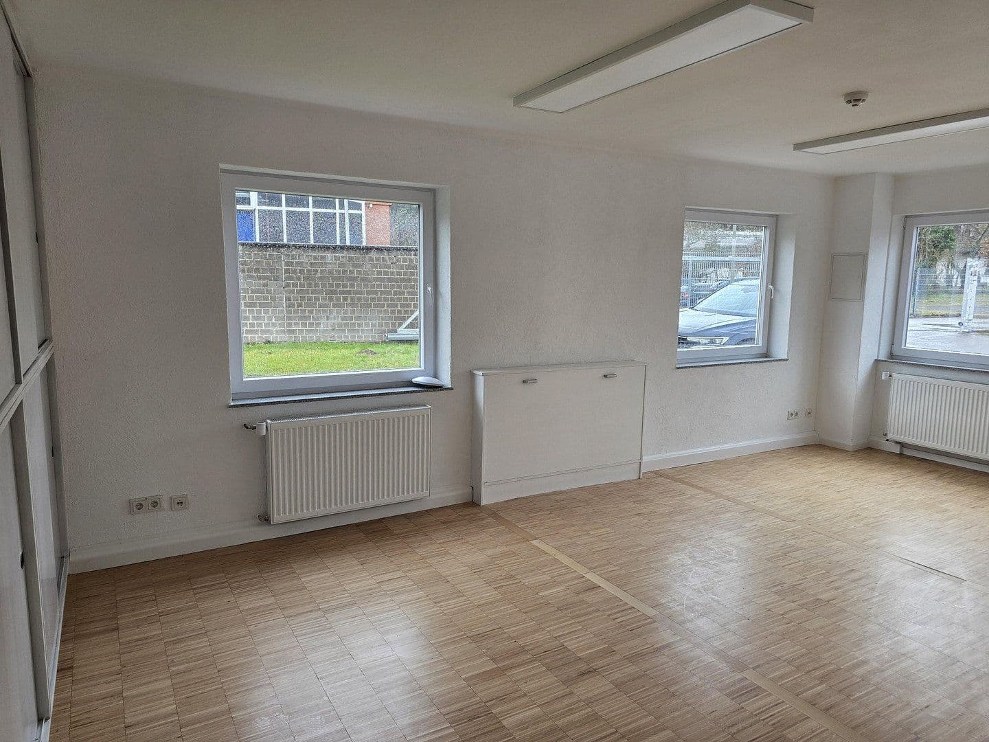 Prenájom kancelárie 49 m², Im Gewerbegebiet 11, Sankt Ingbert, Sársko Prenájom kancelárie 49 m², Im Gewerbegebiet 11, Sankt Ingbert, Sársko