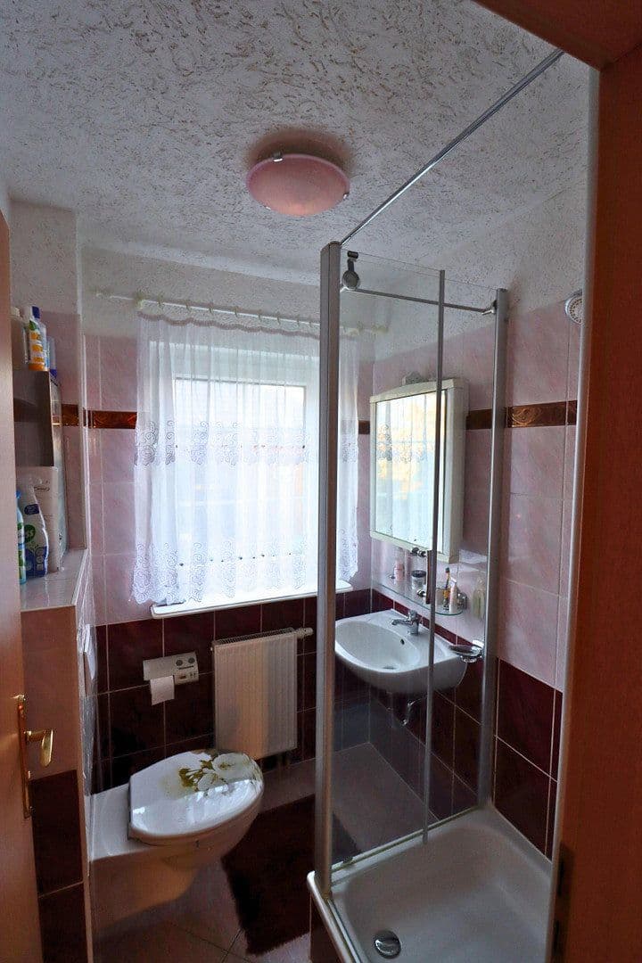Predaj domu 104 m², pozemok 1.114 m², Oberuckersee, Brandenbursko Predaj domu 104 m², pozemok 1.114 m², Oberuckersee, Brandenbursko