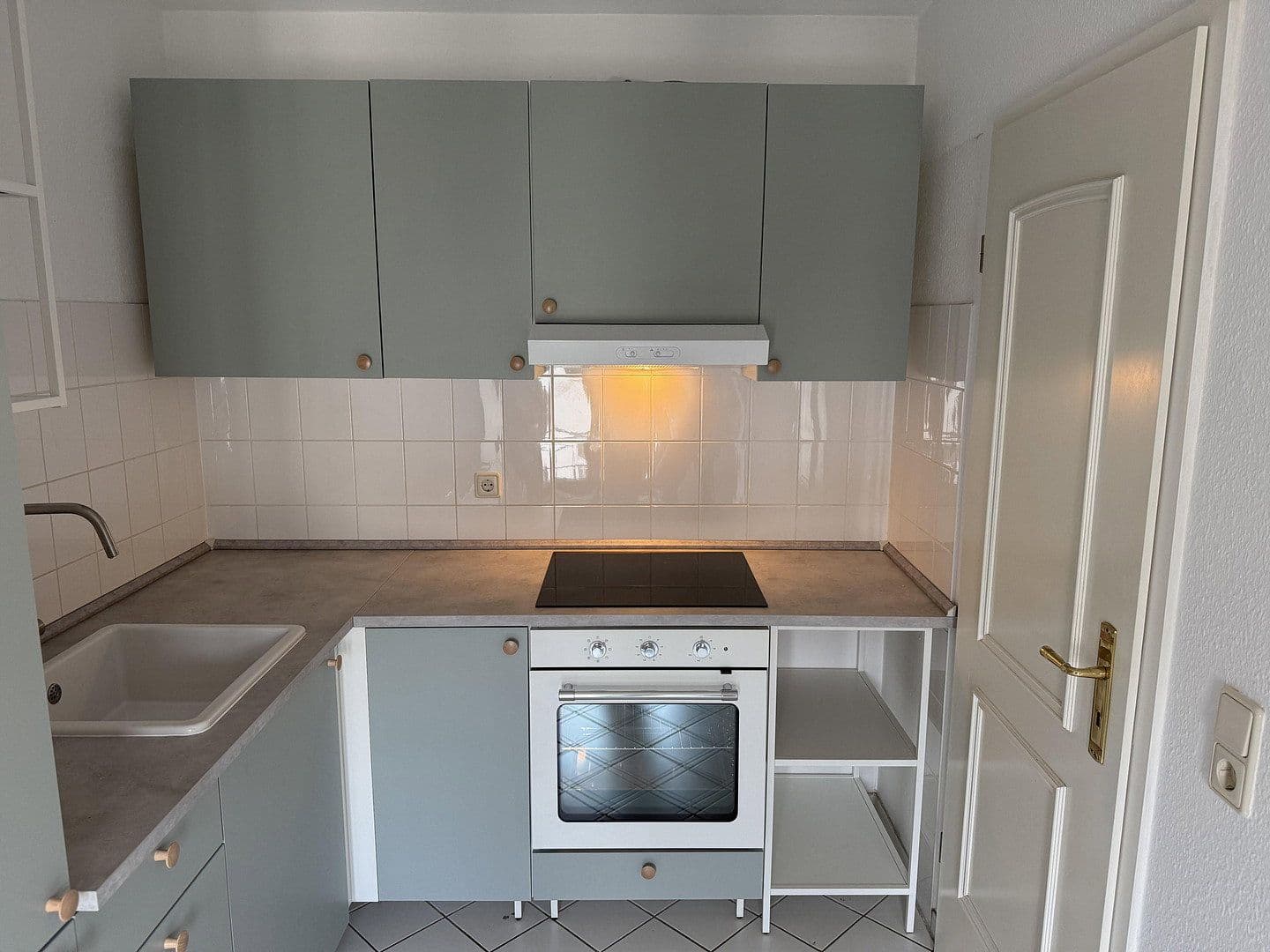 Prenájom bytu 1-izbový 40 m², Fritz-Reuter-Straße 11, Schwerin, Meklenbursko-Predpomoransko Prenájom bytu 1-izbový 40 m², Fritz-Reuter-Straße 11, Schwerin, Meklenbursko-Predpomoransko