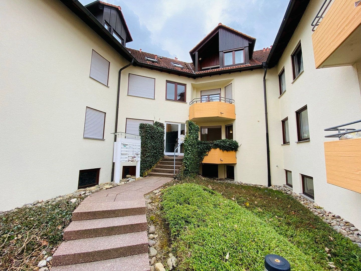 Prenájom bytu 1-izbový 28 m², Filderstadt, Bádensko-Wurttembersko Prenájom bytu 1-izbový 28 m², Filderstadt, Bádensko-Wurttembersko